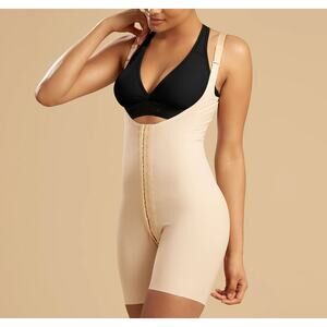 MARENA RECOVERY Post Surgery Adjustable Front Shorts Open Crotch Bodysuit L